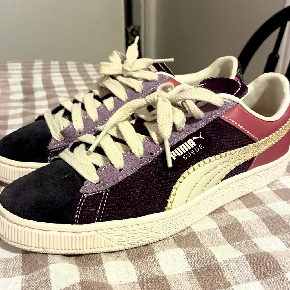 SZ 10 Puma Suede Purple Pink and Cream Sneakers Classics